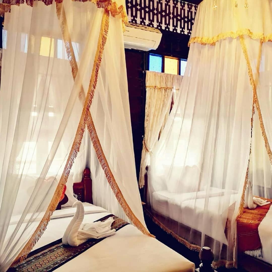 Baan Sithepaban Guesthouse Phitsanulok Bagian luar foto